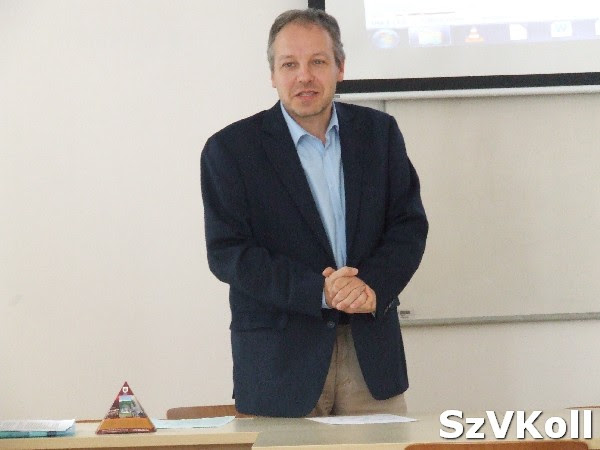 A NEB tagjai és a Hivatal kutatói a Szent Vince Szakkollégium és a PPKE BTK Legújabbkori Történeti Tanszéke által szervezett konferencián