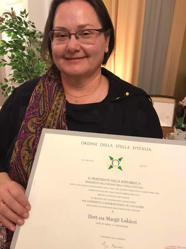 Lukácsi Margit tanárnő kitüntetése