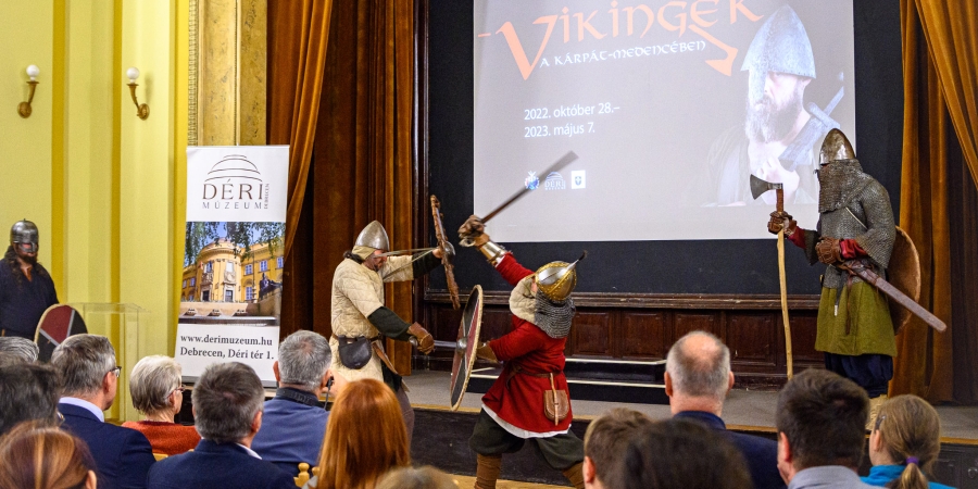 Vikingek érkeztek a Déri Múzeumba – fotókkal, videóval