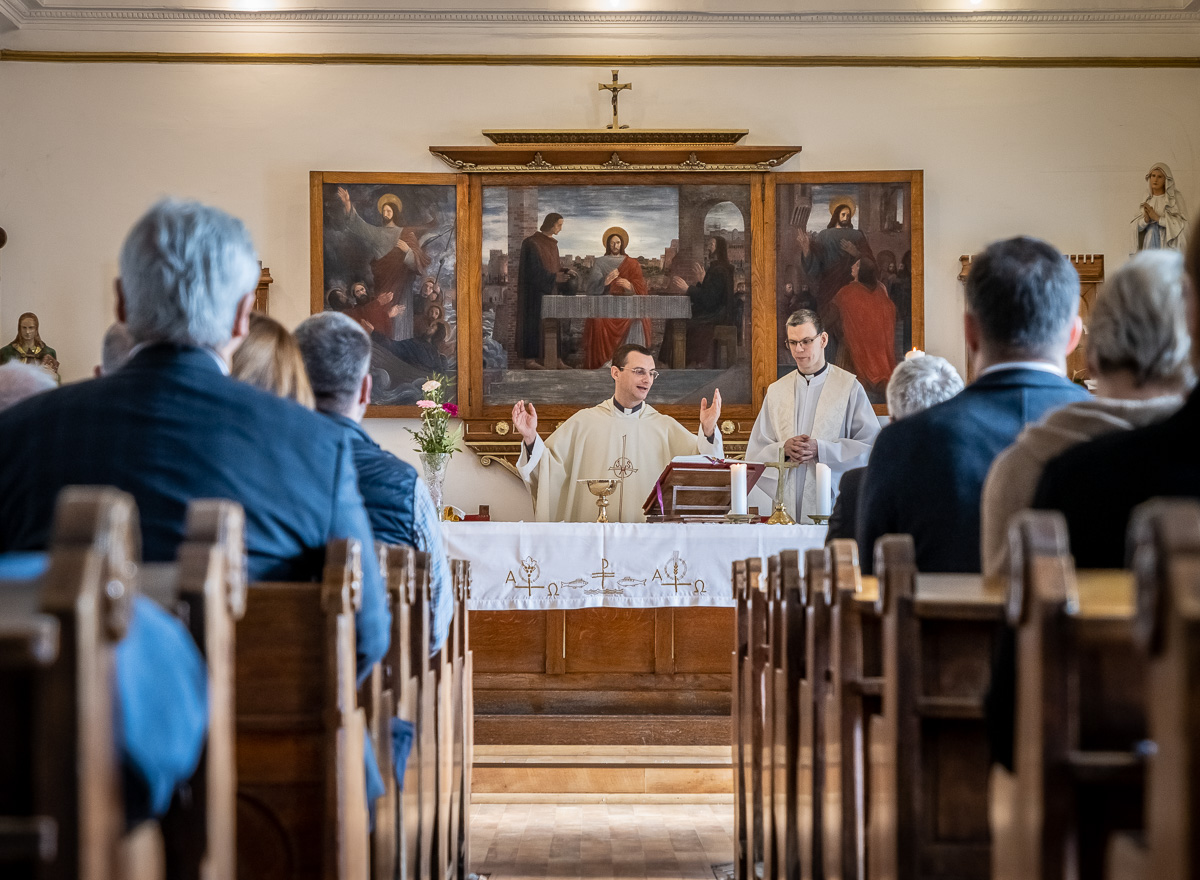 Bölcsészkari szentmise a pápalátogatásra készülve