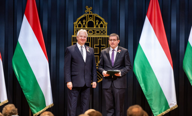 Két jogtudós is Széchenyi-díjban részesült a március 15-i nemzeti ünnep alkalmából – További négy jogász vehetett át rangos állami elismerést!