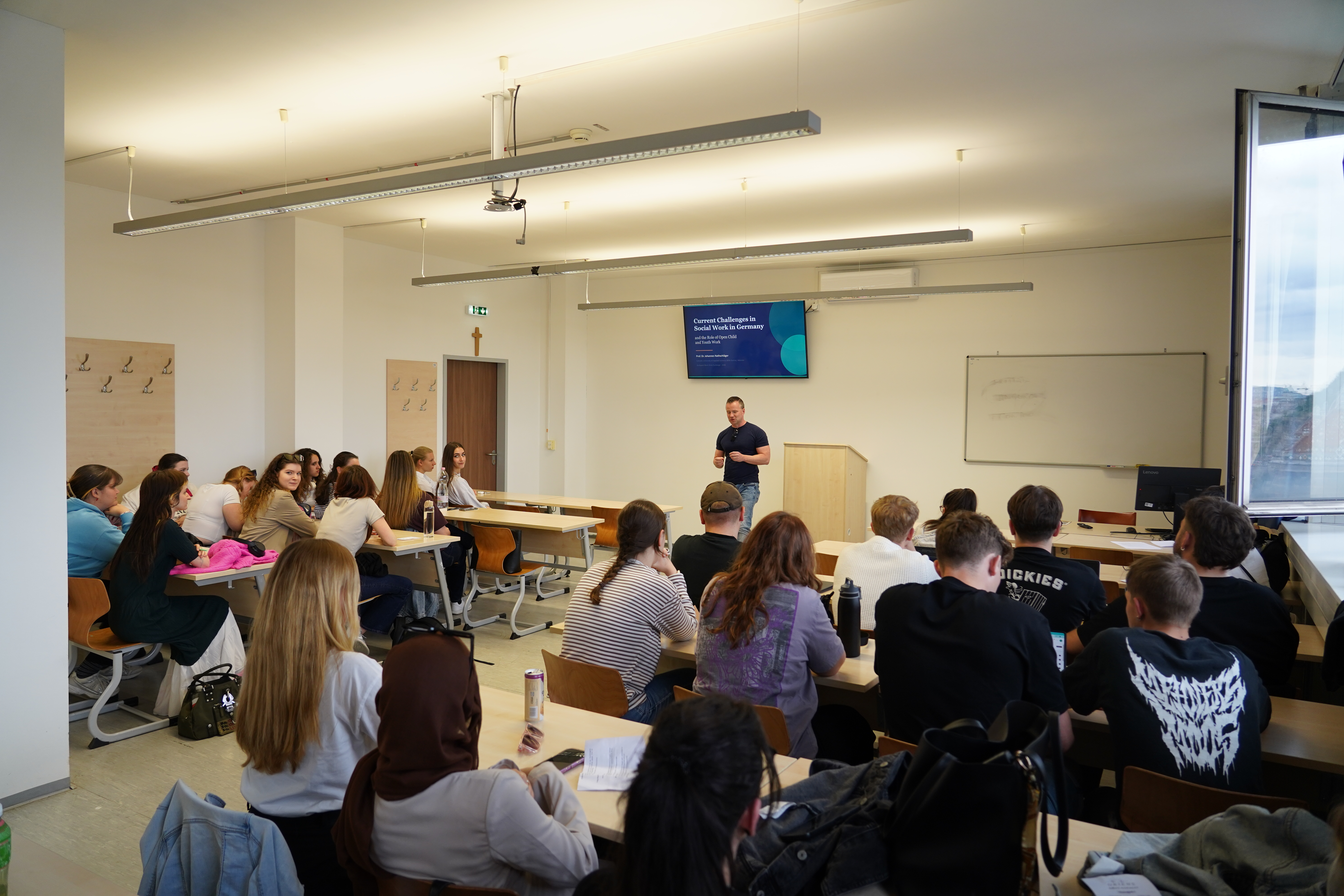 International Dialogue in Social Work