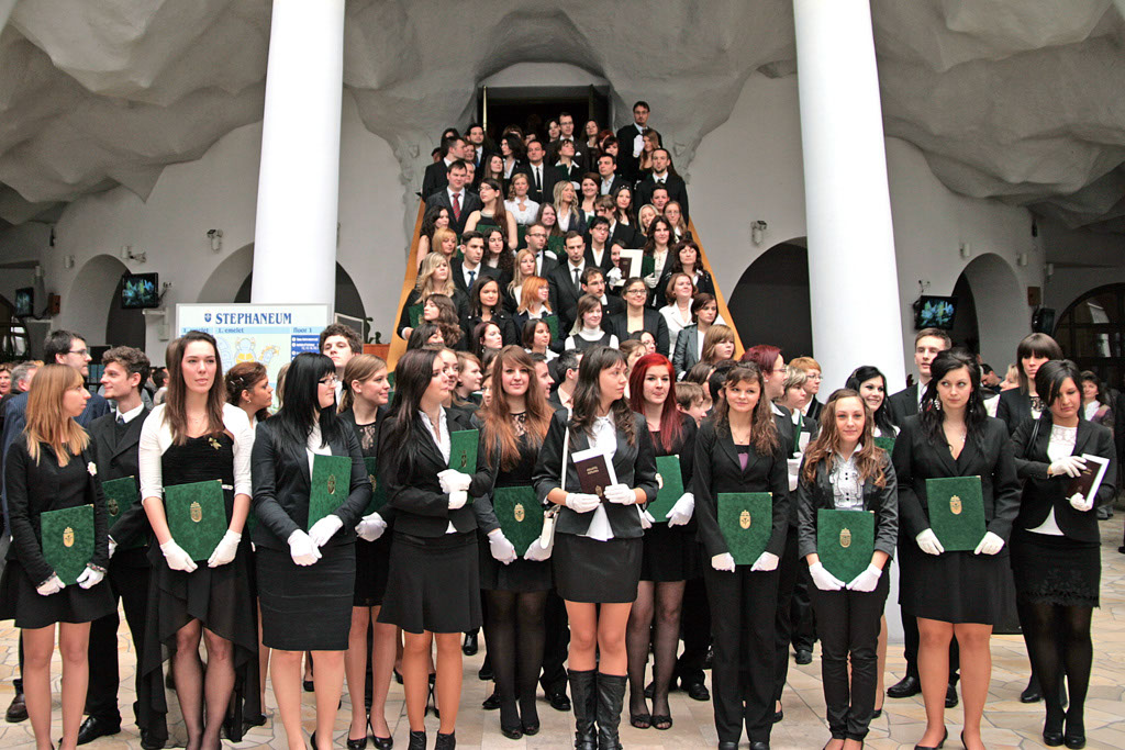 Diplomaátadó ünnepség