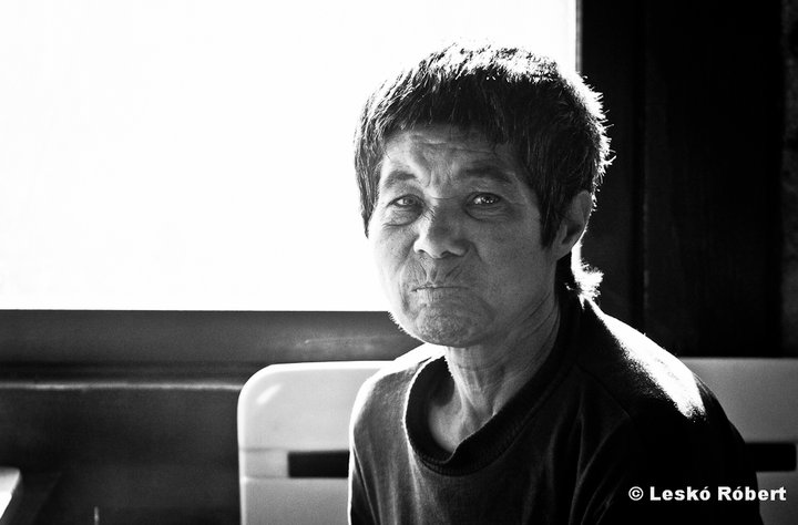 50 éves, értelmi zavarokkal küzdő. Rokonaival kérdőíveztünk